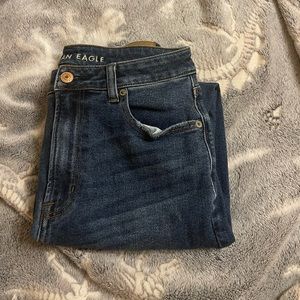 NWOT AE jeans with holes